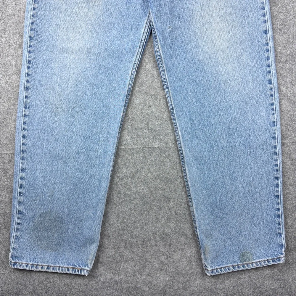 VTG Levi's Jeans Mens 38x32 Light Wash 550 Relaxed Tapered Leg Cotton 90s Y2K